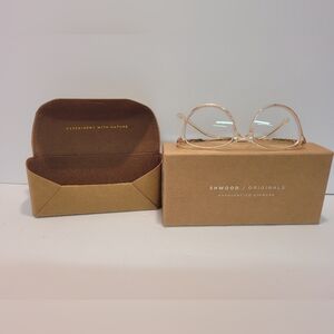 Shwood Crafted Prescription Eyeware With Case And Box. Allison Blush